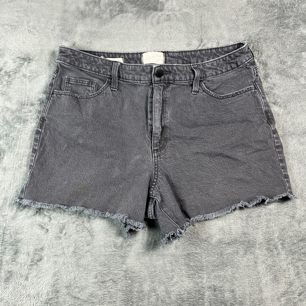 Universal Thread Vintage Midi Shorts Womens 12/31 Gray Denim Cotton Frayed Hem